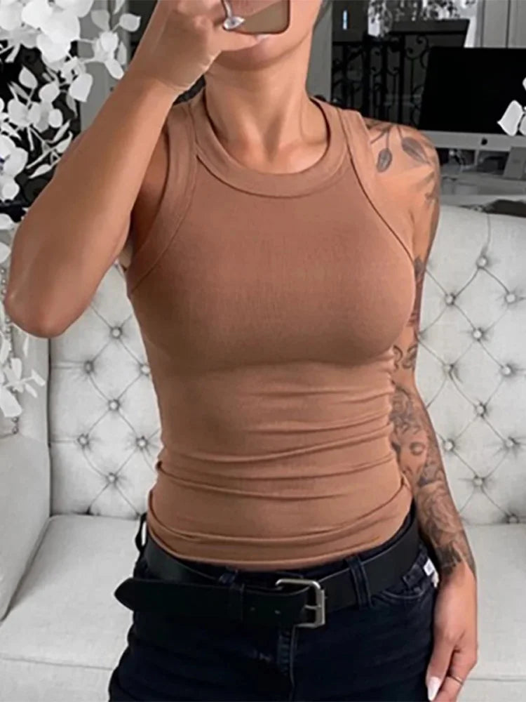Camiseta sin mangas con cuello redondo